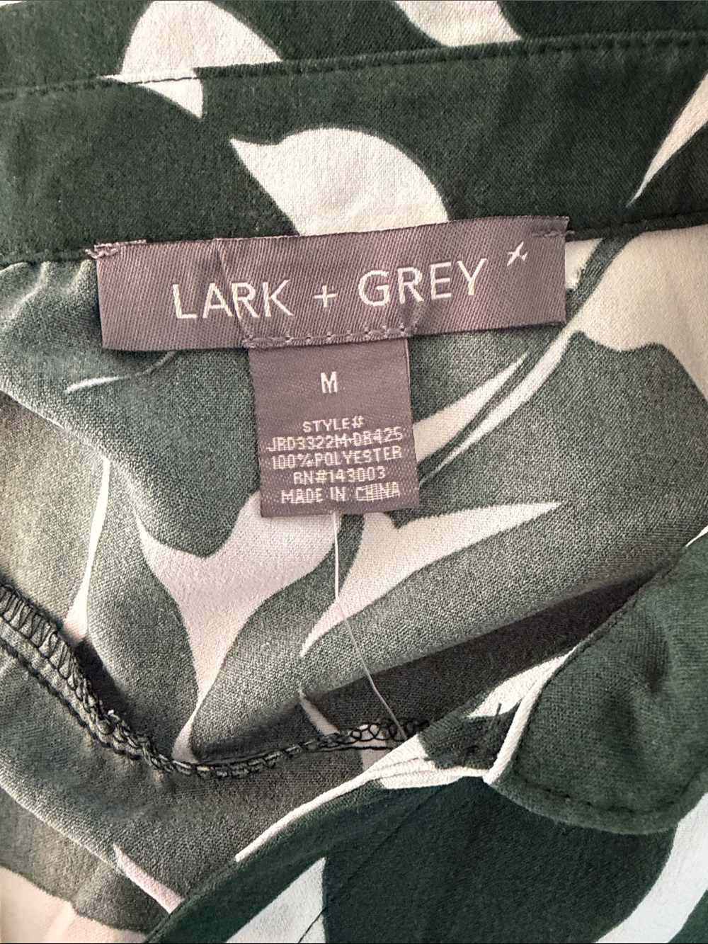 Lark & Ro Green and White Printed Maxi Shirt Dress with Tie Waist - Picture 3 of 4